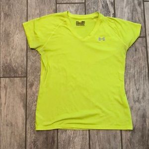 UA workout tee